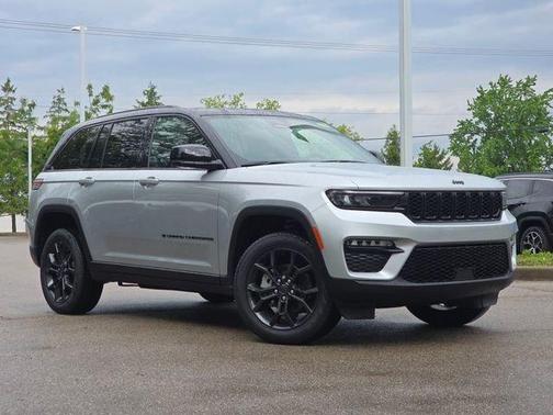Silver Zynith 2025 Jeep Grand Cherokee Limited