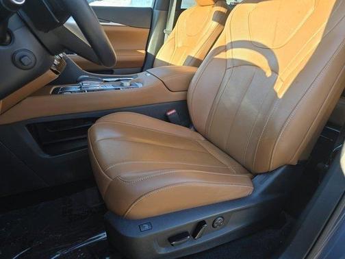 2024 INFINITI QX60 SENSORY