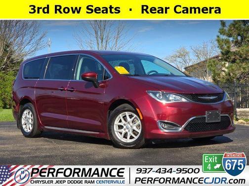 2017 Chrysler Pacifica Touring-L