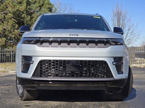 2026 Jeep Grand Wagoneer Limited Altitude