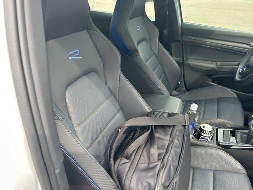 2024 Volkswagen Golf R 2.0T Manual