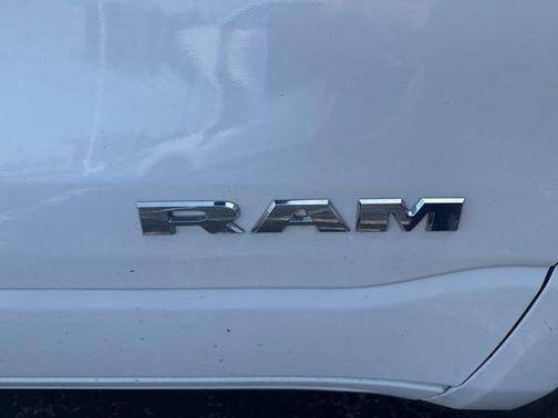 Bright White Clearcoat 2021 RAM 1500 Big Horn/Lone Star