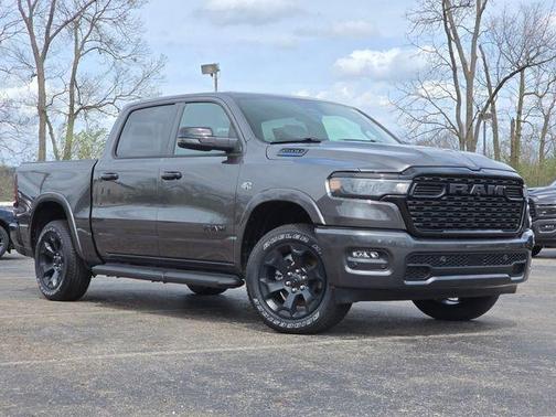 Granite Crystal Metallic Clearcoat 2026 RAM 1500 Big Horn/Lone Star