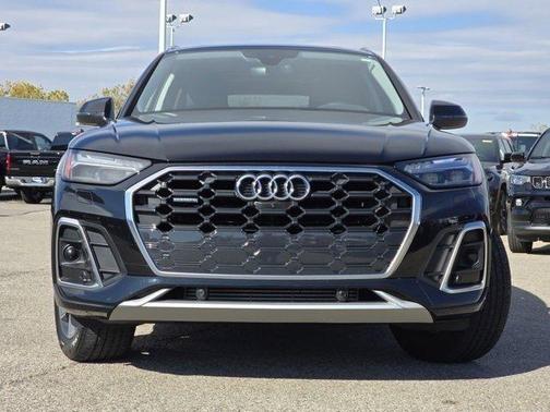 2023 Audi Q5 45 S line Prestige