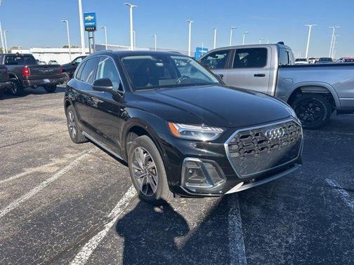 2023 Audi Q5 45 S line Prestige