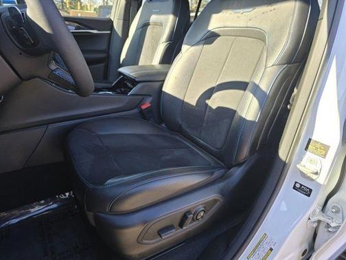 2022 Jeep Grand Cherokee 4xe Trailhawk