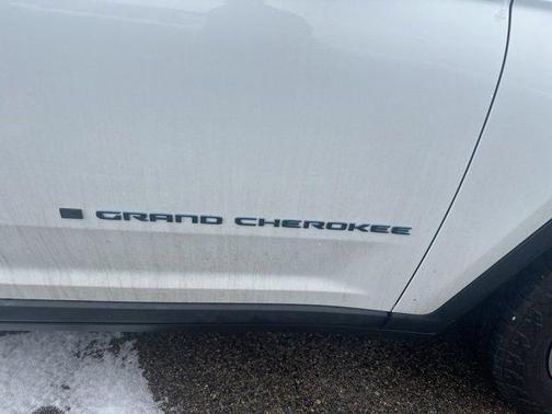 2022 Jeep Grand Cherokee 4xe Trailhawk