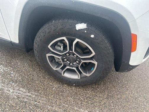 2022 Jeep Grand Cherokee 4xe Trailhawk