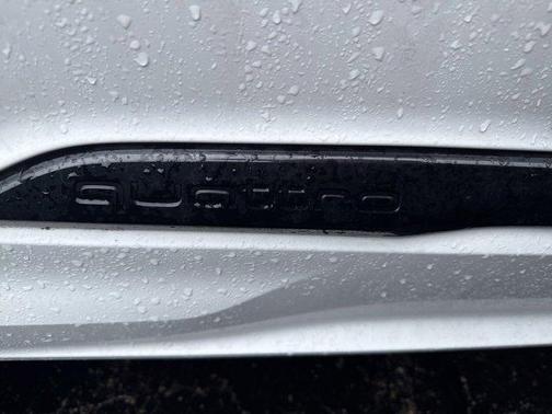 2022 Audi Q7 55 Premium Plus