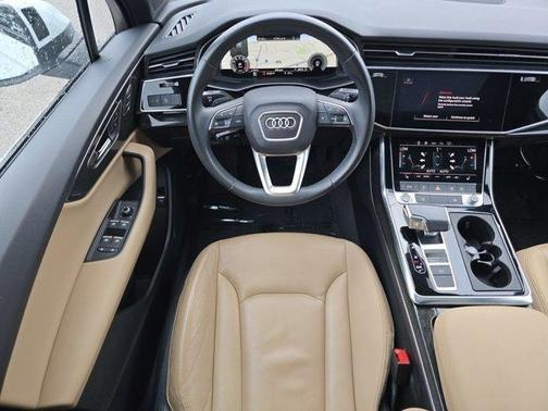 Black 2022 Audi Q7 55 Premium Plus