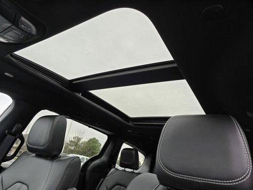 2025 Chrysler Pacifica L