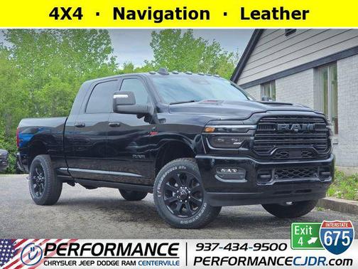 Diamond Black Crystal Pearlcoat 2026 RAM 3500 Laramie