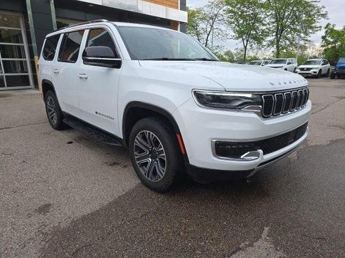 Bright White Clearcoat 2024 Jeep Wagoneer Series II