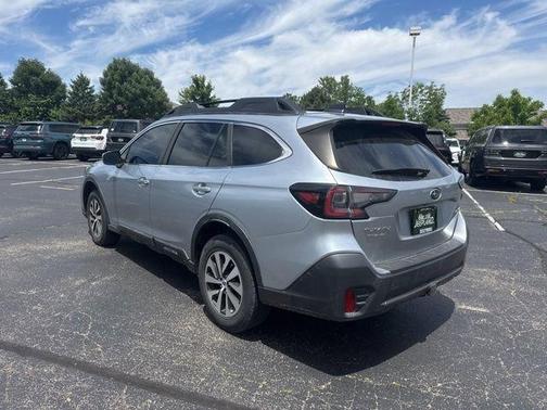 Ice Silver Metallic 2020 Subaru Outback Premium
