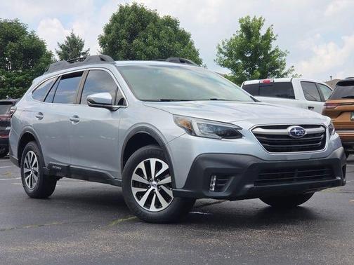 Ice Silver Metallic 2020 Subaru Outback Premium