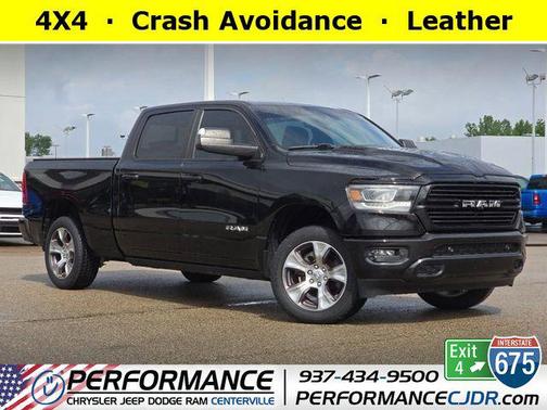 Diamond Black Crystal Pearlcoat 2023 RAM 1500 Laramie