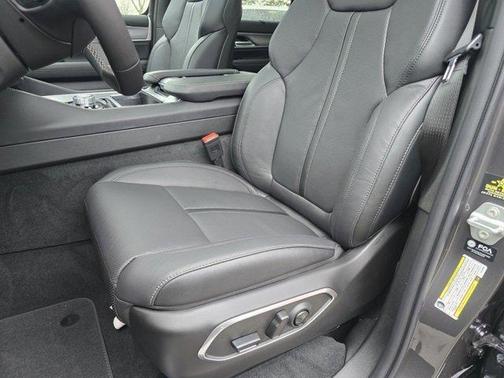 2026 Jeep Grand Wagoneer L Limited Reserve