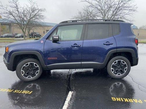 2016 Jeep Renegade Trailhawk