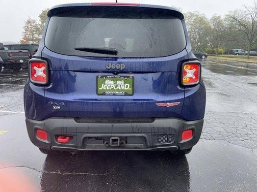 2016 Jeep Renegade Trailhawk