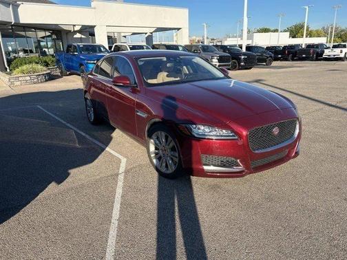 2017 Jaguar XF 35t Premium