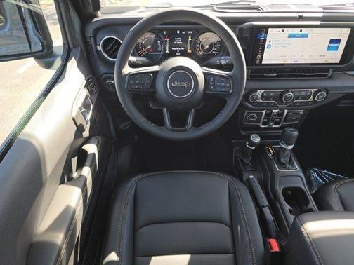 2025 Jeep Gladiator High Tide