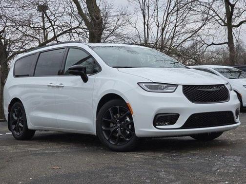 2026 Chrysler Pacifica Limited