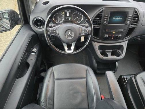 2021 Mercedes-Benz Metris Base