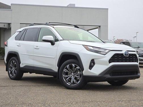 2024 Toyota RAV4 Hybrid XLE Premium