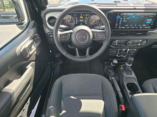 Black Clearcoat 2026 Jeep Gladiator Sport S