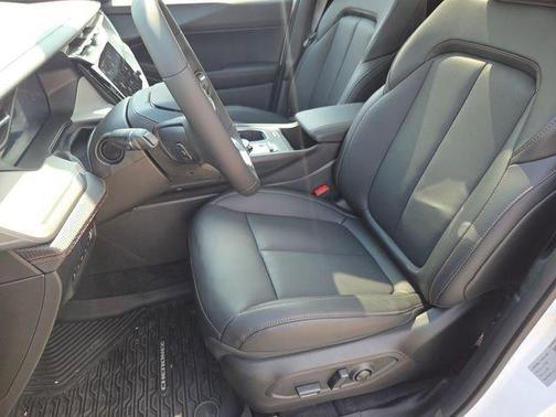 Bright White Clearcoat 2026 Jeep Cherokee Limited