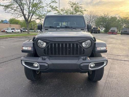 Granite Crystal Metallic Clearcoat 2020 Jeep Gladiator Sport S