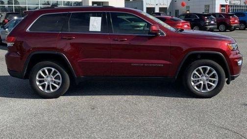 Photo 3 of 10 of 2021 Jeep Grand Cherokee Laredo E
