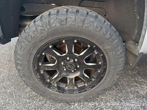 Quicksilver Metallic 2015 GMC Canyon SLE