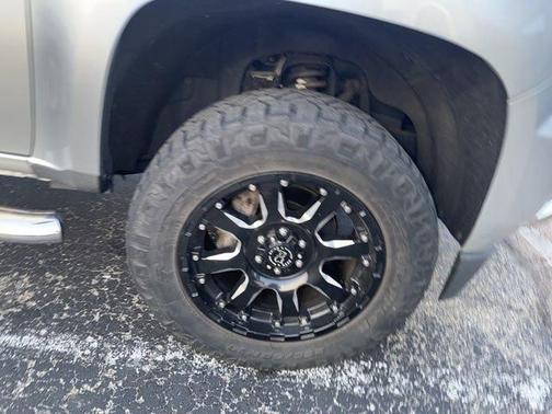 Quicksilver Metallic 2015 GMC Canyon SLE