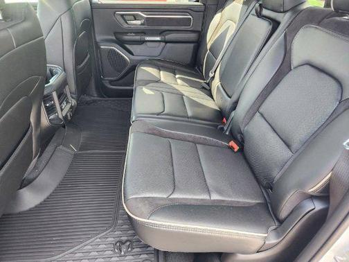 Bright White Clearcoat 2024 RAM 1500 Laramie