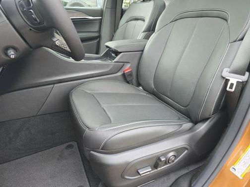 Copper Shino Metallic Clearcoat 2026 Jeep Grand Cherokee L Limited