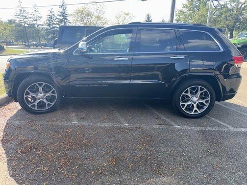 2020 Jeep Grand Cherokee Overland