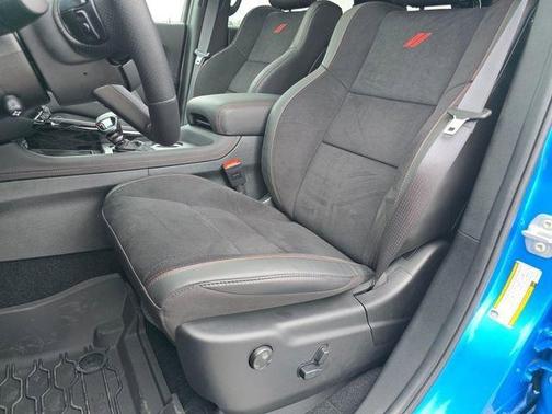 B5 Blue 2026 Dodge Durango GT Premium HEMI V8