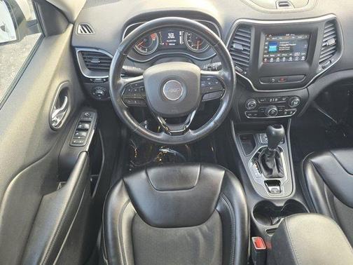 2020 Jeep Cherokee Altitude