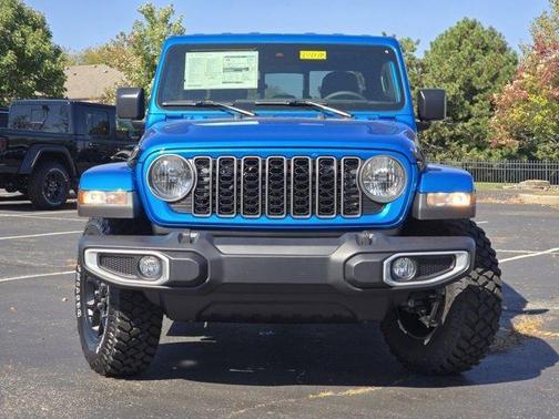 2025 Jeep Gladiator High Tide
