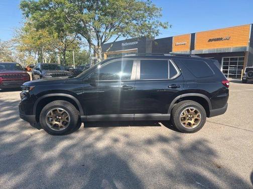 2025 Honda Pilot TrailSport