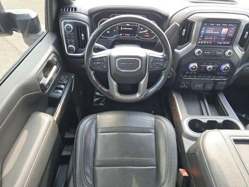 2020 GMC Sierra 2500 Denali