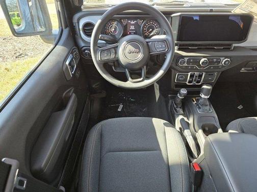 2025 Jeep Gladiator Nighthawk