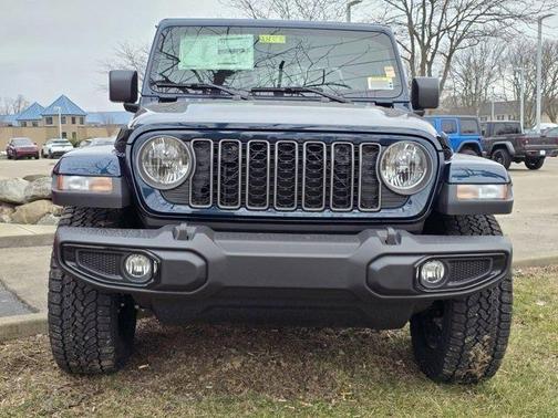 2025 Jeep Gladiator Nighthawk