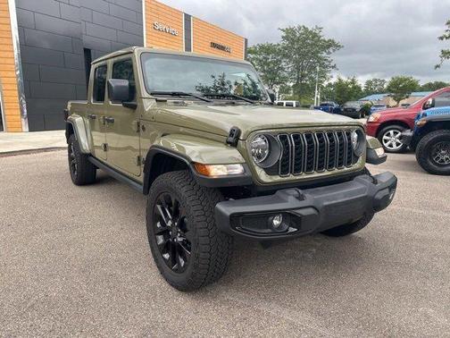 2025 Jeep Gladiator Nighthawk
