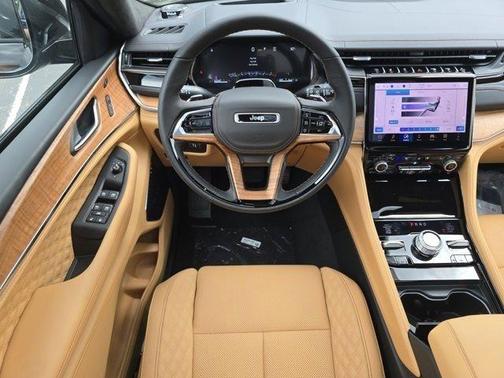 2025 Jeep Grand Cherokee L Summit