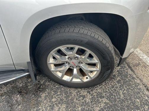 Quicksilver Metallic 2020 GMC Yukon SLE