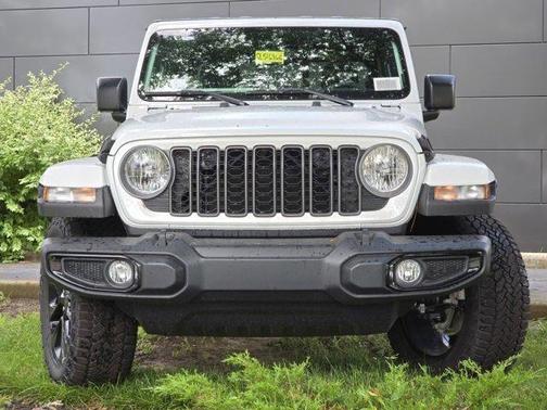 2025 Jeep Gladiator Nighthawk