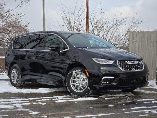 2026 Chrysler Pacifica L