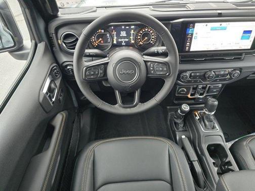 2025 Jeep Gladiator High Tide